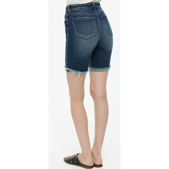 Vanilla Star Bermuda Jean Shorts 11 Juniors' Distressed Stretchy Cuffed NEW - Picture 7 of 8